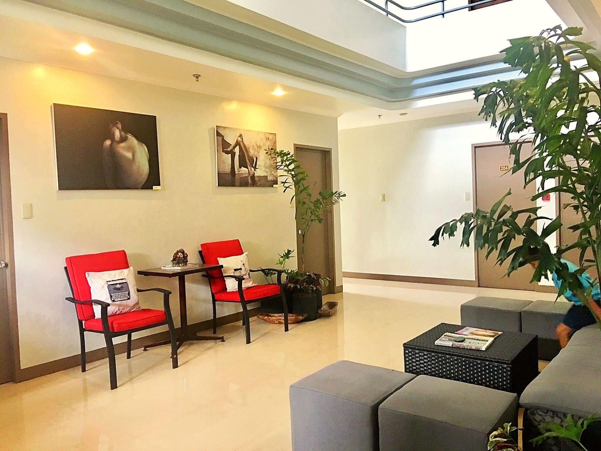 Hotel Tiffany Laoag Exterior foto